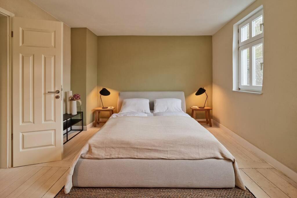 Mosel-Auszeit - Fewo Mit Sauna & Sonnenterrasse - Ideal Fuer 2 Personen Ürzig Екстериор снимка